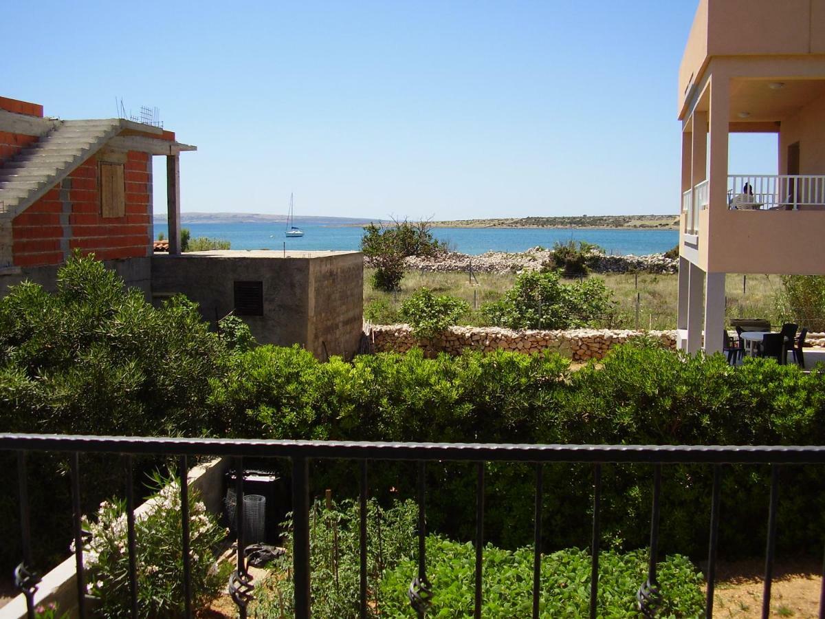 Water View Brand New Apartment, Short Stroll To Beach, Peaceful! Košljun Zewnętrze zdjęcie