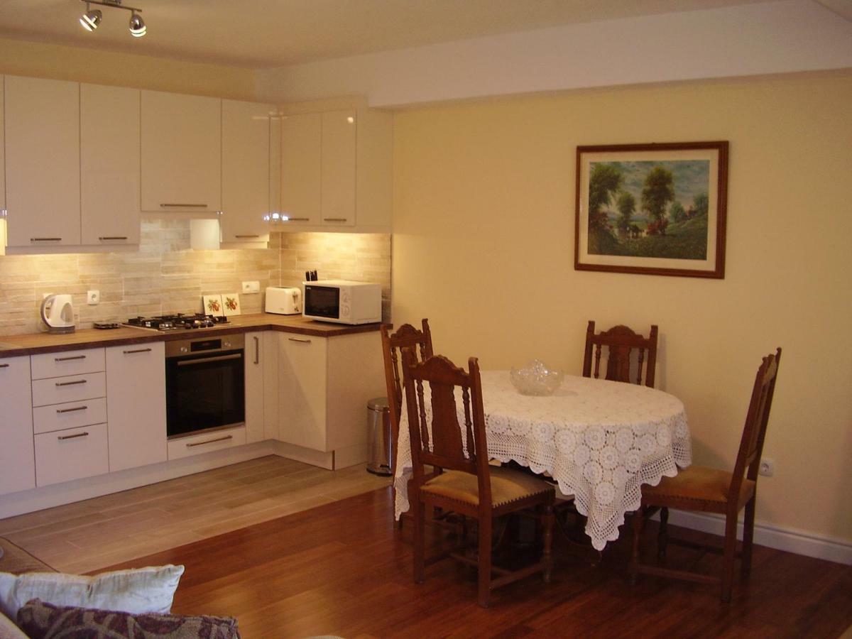 Water View Brand New Apartment, Short Stroll To Beach, Peaceful! Košljun Zewnętrze zdjęcie